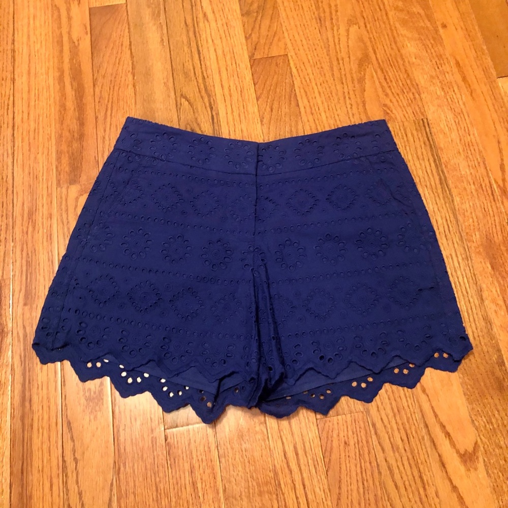 Vineyard Vines shorts size 0